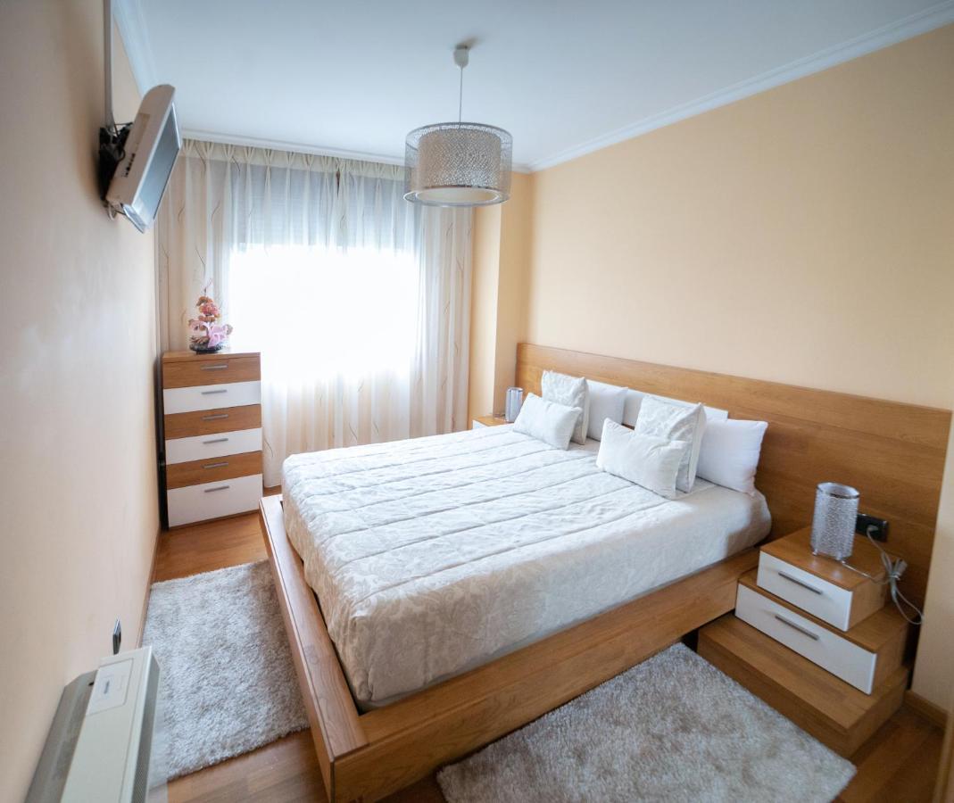 Galihost - Precioso Apartamento Con Parking En Vilagarcia Pontevedra Kültér fotó